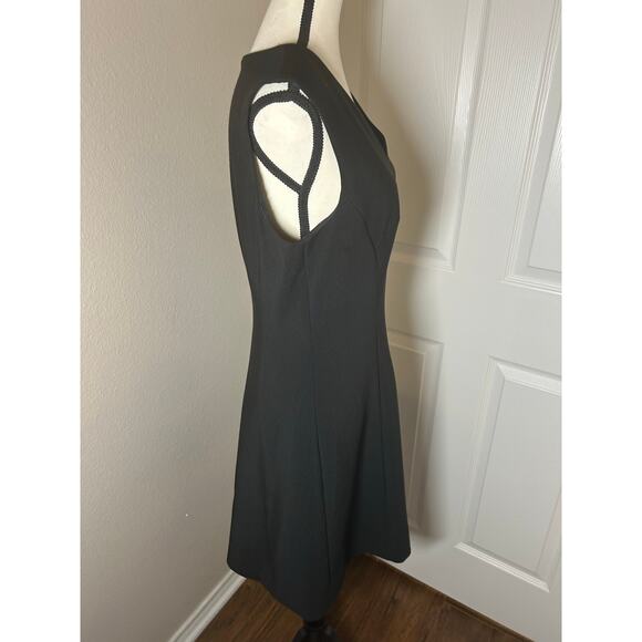 Kate Spade New York Look for the Silver Lining V Neck Classic Black Dress LBD - Picture 4 of 6